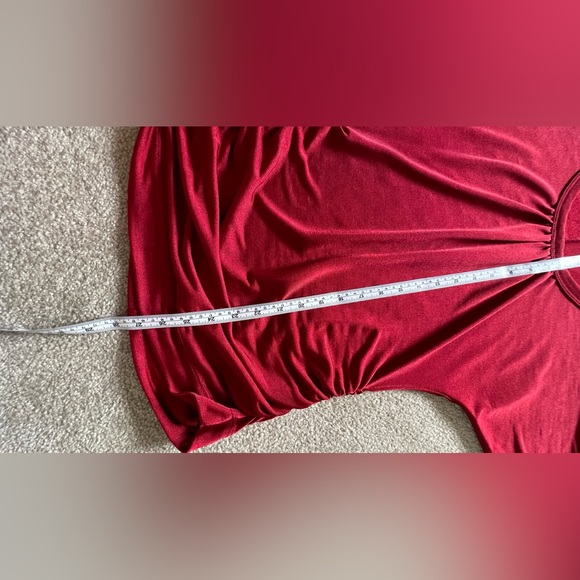 Le chateau brand new, size small maroon,red wine color tunic. - Picture 8 of 8